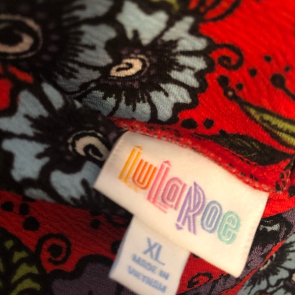 LulaRoe graphic flower skirt - Picture 4 of 4